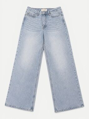 Almost Famous High Rise Wide Leg Jeans – Light Wash Stretch Denim Size 9